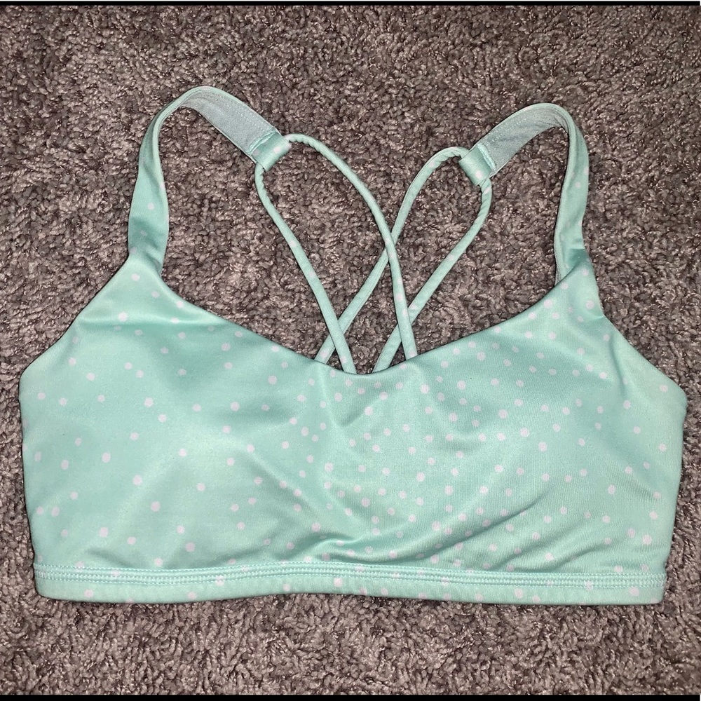 Lululemon free to be sports bra